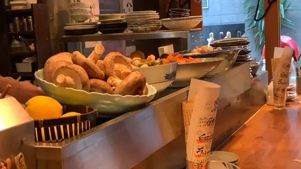 カウンターの新鮮野菜たち