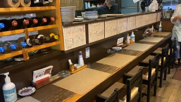 カウンター席