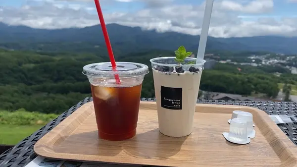 アイスティー ¥380、飲むチーズケーキ ¥650