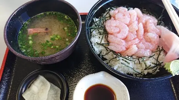 新潟漁協直売所　地魚工房