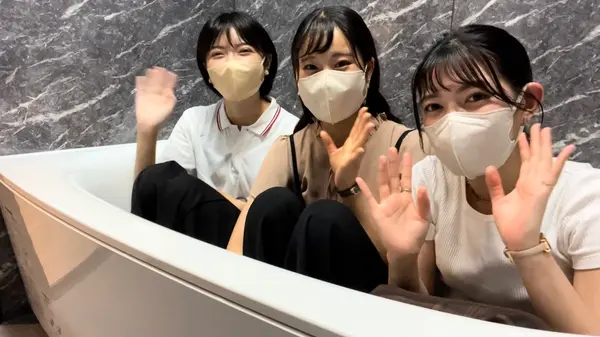 3人が横並びで入れる広さ(笑)