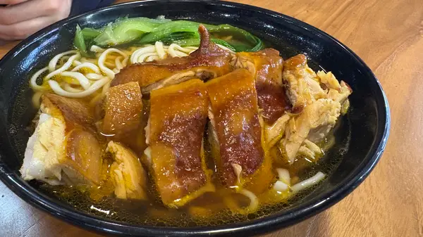 上海小籠包というチェーン店がたくさんあった