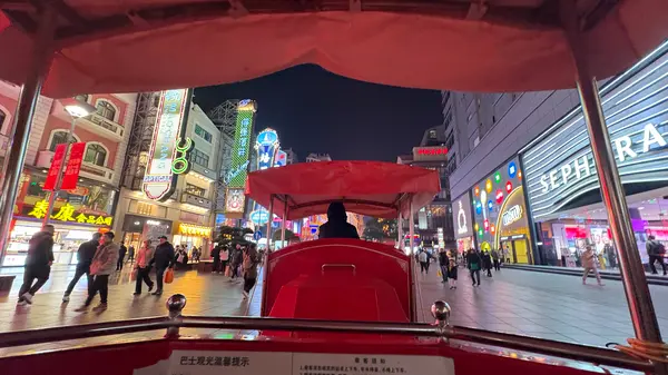 帰りは20元かけてミニ列車でUターン🚃