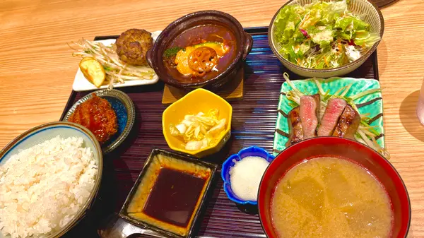 牛タン食べ尽くし定食