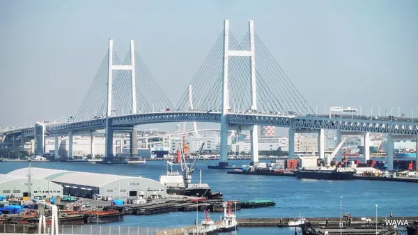 横浜ベイブリッジ