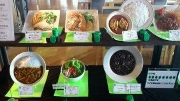 週替わりで変わるリーズナブルな品揃え☻﻿