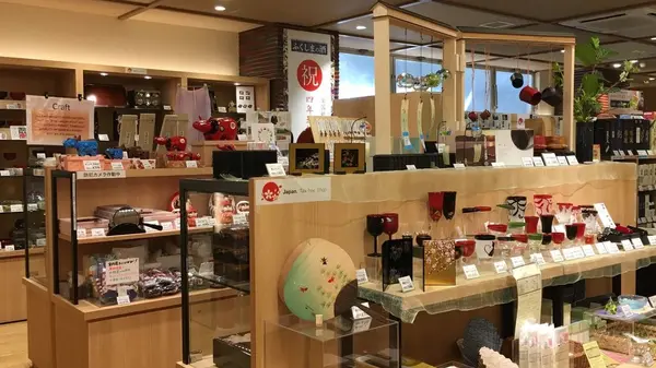 工芸品コーナー