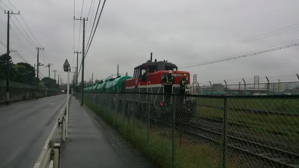 ここから横田基地へとジェット燃料が運ばれる