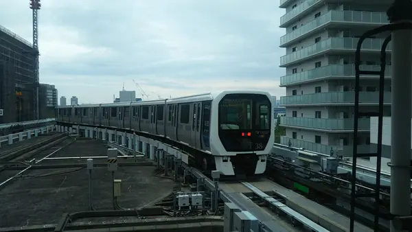 東京臨海新交通臨海線（ゆりかもめ）