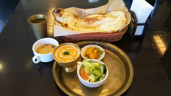 スリヤランチ