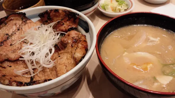ドライブインいとう豚丼名人