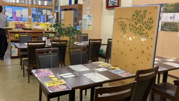 店内にはお土産も売っています