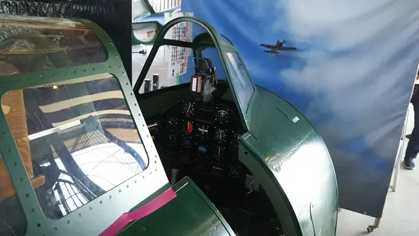 戦闘機「紫電改」