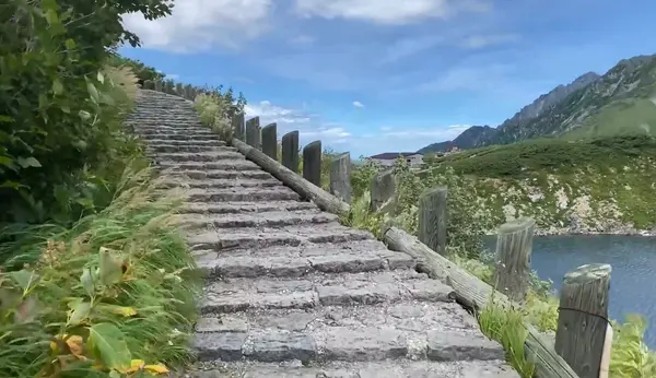 風強すぎてかなりスリリングな散策でした