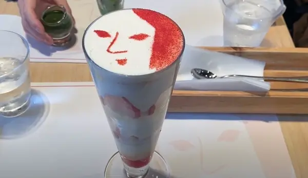 ショートケーキパフェ
