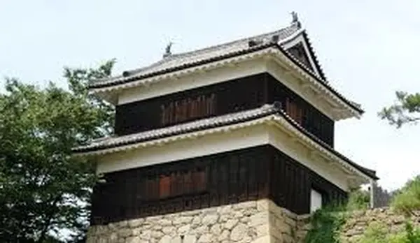 【７】西櫓（県宝）