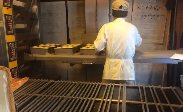 焼きたてのパンの匂い