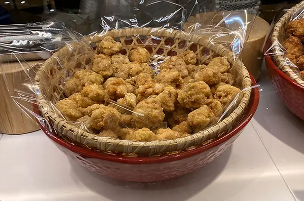 3種類の味が楽しめる唐揚げ