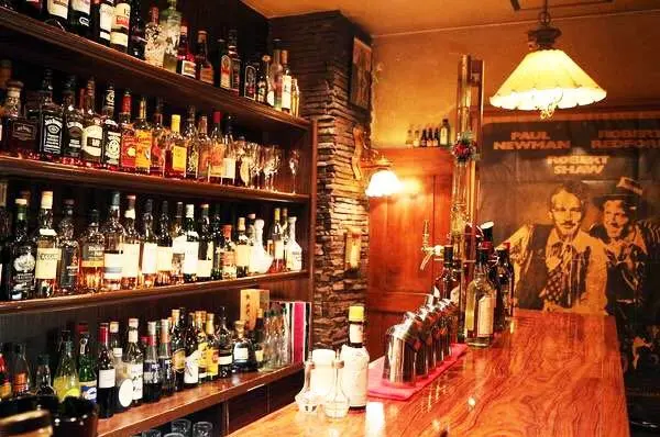 おしゃれな店内