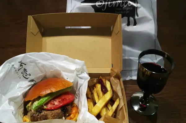 ハンバーガーも