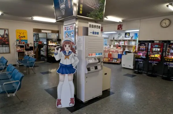 和歌山港フェリー乗り場の渋い演出・・