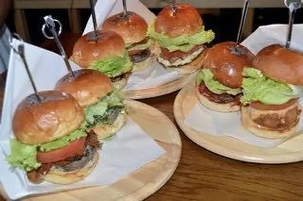 🍔