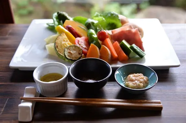 農園プレート付・季節の八十八屋ランチ