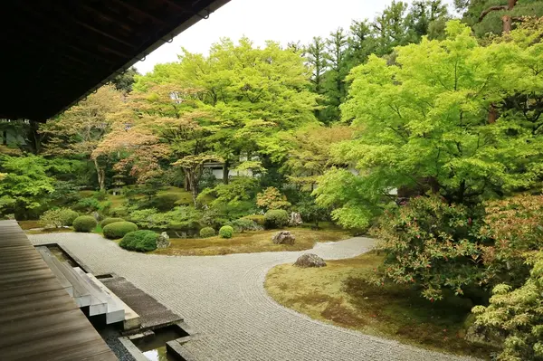 庭園