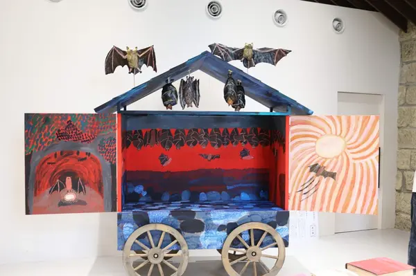 アート作品の展示も