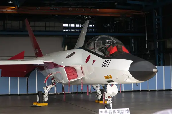 国産ステルス機