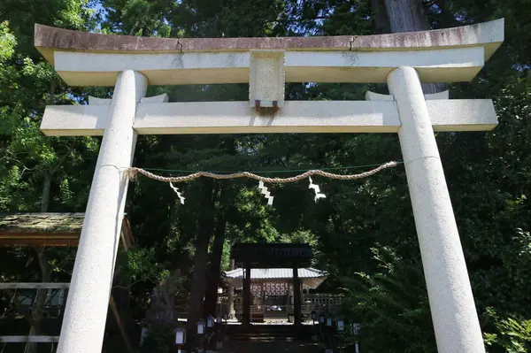 Torii gate