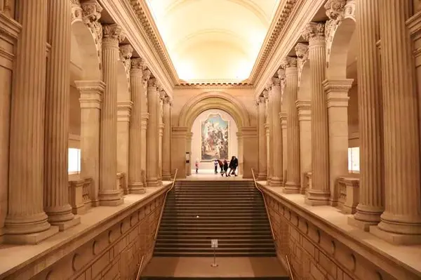 思わず見とれてしまう迫力！