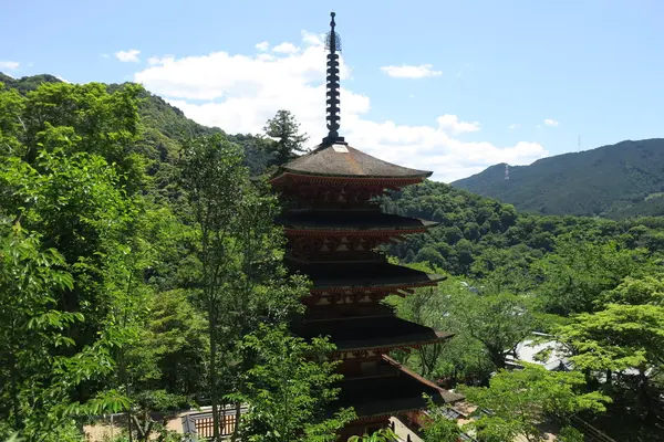 五重塔