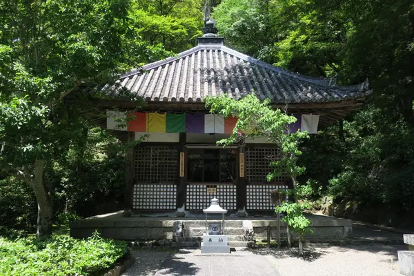 開山堂