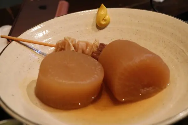 ふと気になる、関東とのおでんの味の違い!居酒屋なら串カツも関西おでんも食べられる