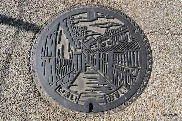 今井町のマンホールキャップ