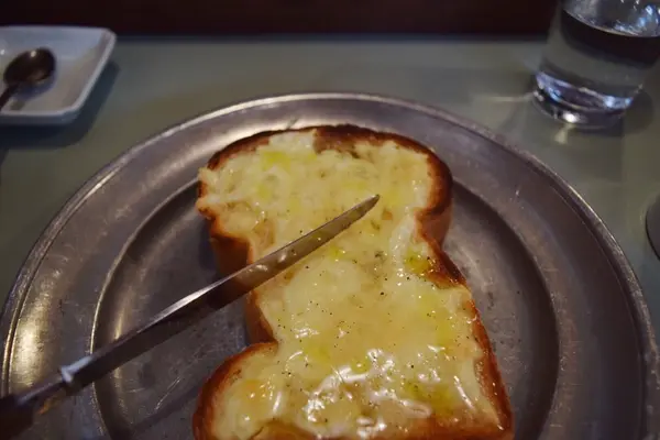 ハニーチーズトーストを