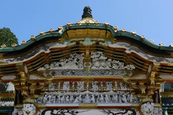 見れば見るほど凄い唐門