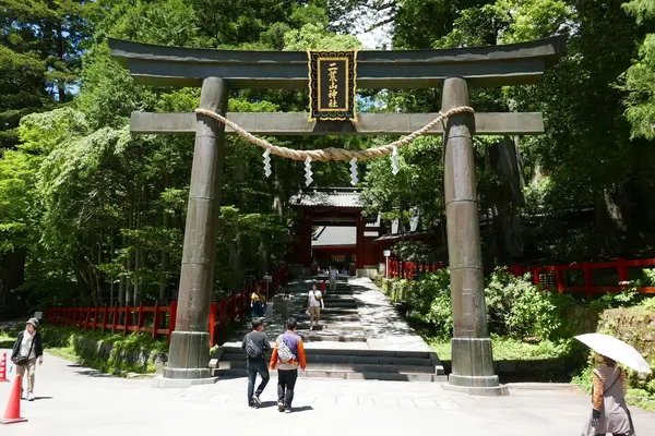 こちらが正面です