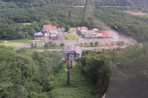 ぐんぐん上っていきます