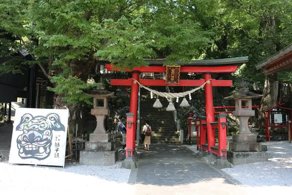 鳥居