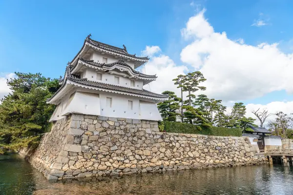 艮櫓（丑寅櫓）と内堀