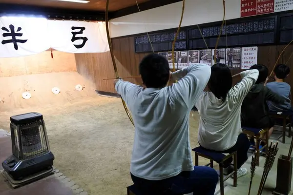 弓のお店を発見