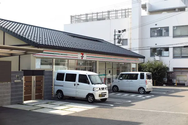 和風なセブンイレブン