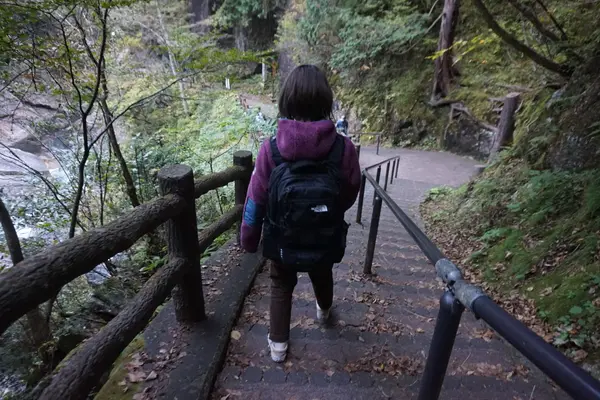 10分くらい歩くとお目当ての仙娥滝に到着！