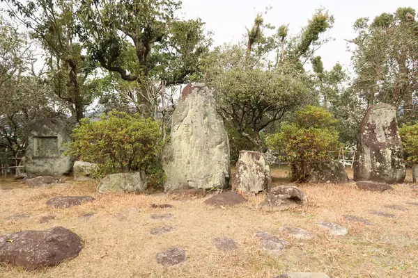 若山牧水の歌碑