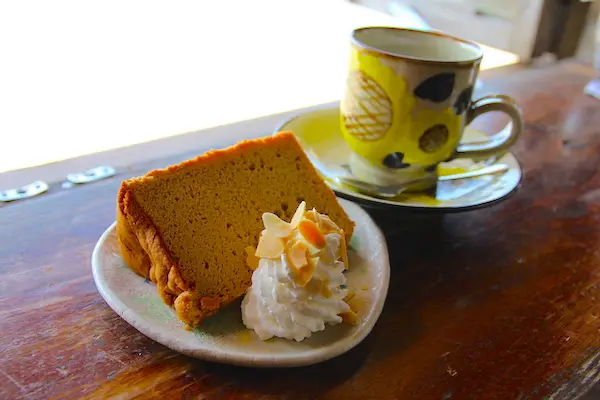 美味しいスイーツとコーヒーに癒されます♪