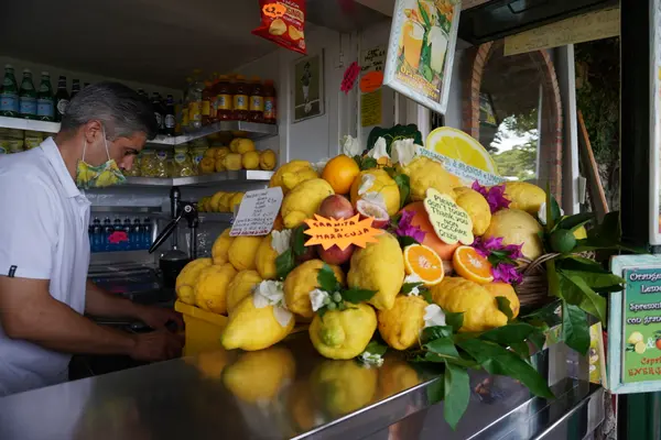 レモンジュースを飲もう🍋
