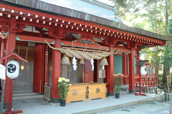 帝や真田家からも敬拝を受けた由緒ある神社