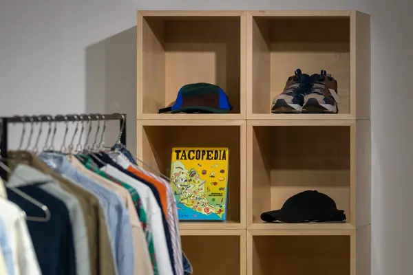 後半はインディペンデントマガジン「HIGH(er) magazine」編集部がオーナー